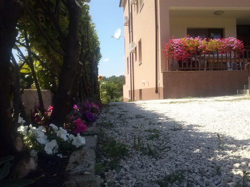 Pansion Ivanka Barac Medjugorje Exterior photo