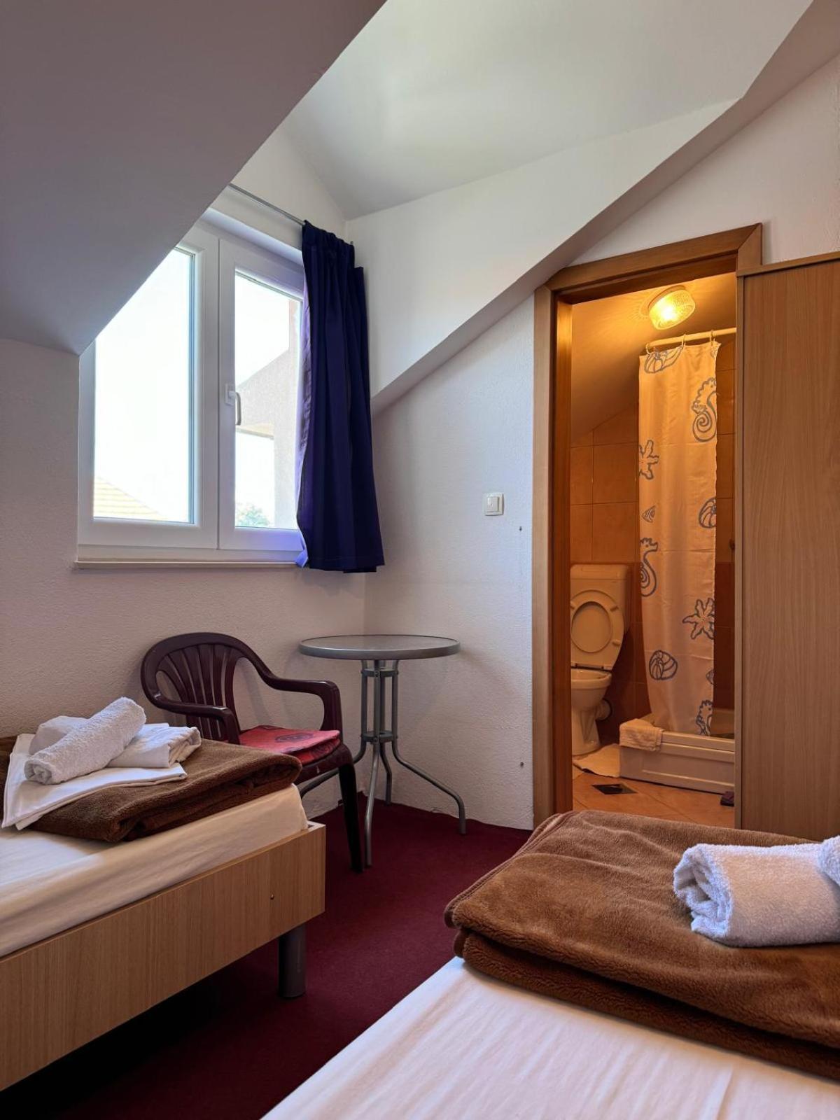 Pansion Ivanka Barac Medjugorje Room photo